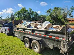 Best Garage Cleanout  in Independence, IA